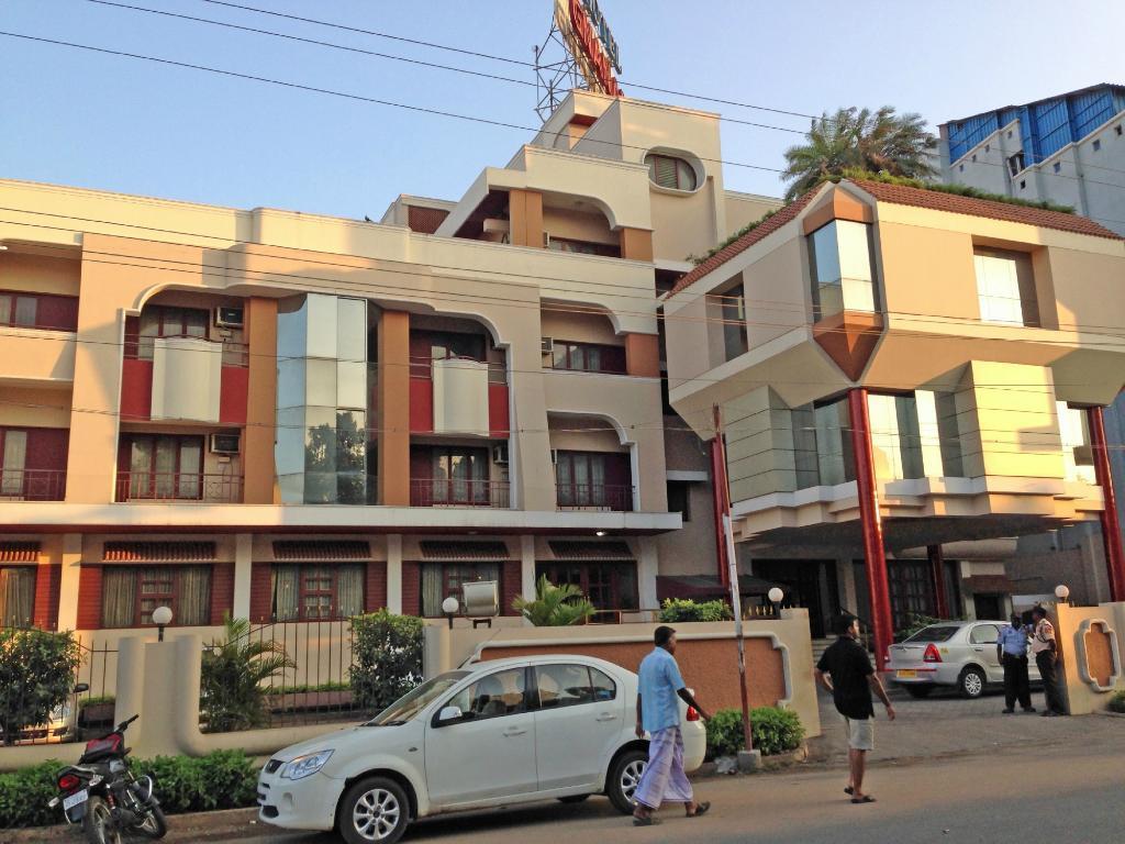 Hotel Gnanam Thanjavur Ngoại thất bức ảnh